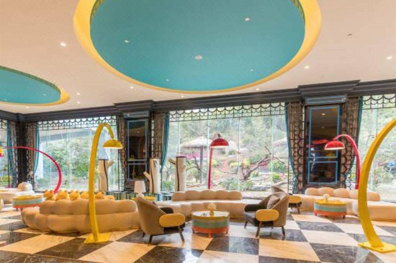 Guangzhou Chimelong Panda Hotel Exteriör bild